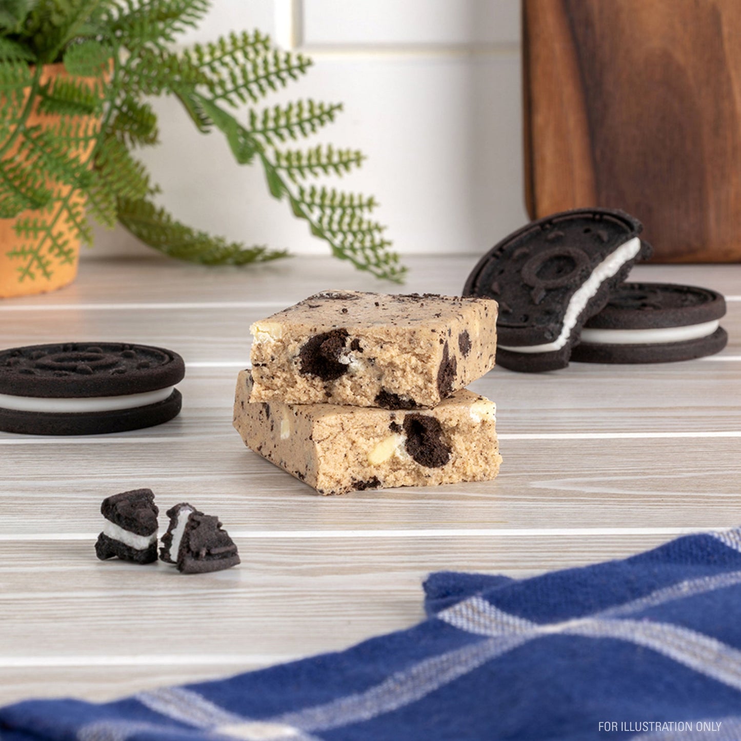 cookies-and-cream-protein-bars-t3 15807_QN_USA_ProteinBar_CAC_InterimAssetUpdate_Digital_Tabletop1.jpg